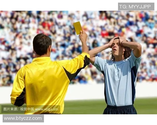 足球判罚的公平性与争议性分析：如何提升裁判决策的准确性与公信力